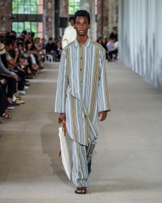 Look 27