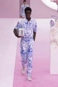 Look 10