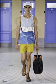 Look 10