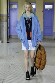 Look 15