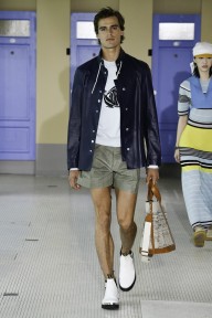 Look 19