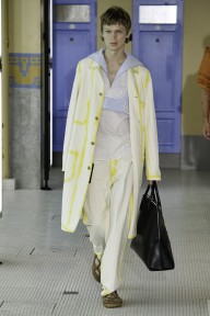 Look 32