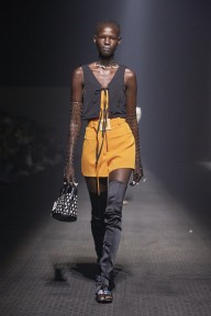 Look 15