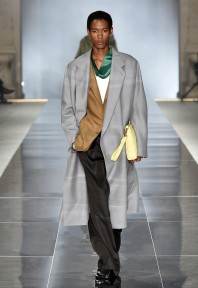 Look 25