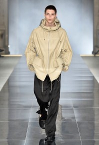 Look 30