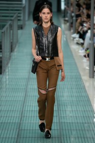 Look 15