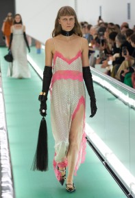 Look 10