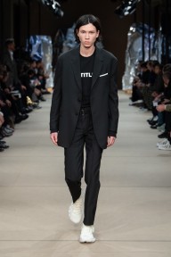 Look 22