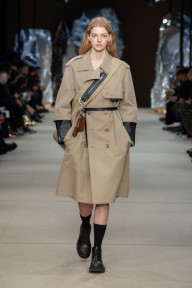 Look 28