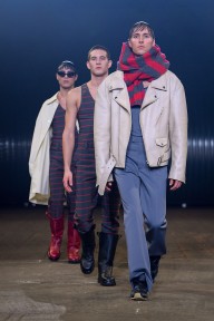 Look 28