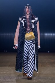 Look 14