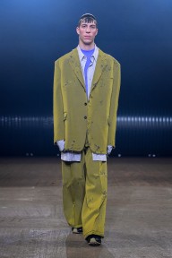Look 11