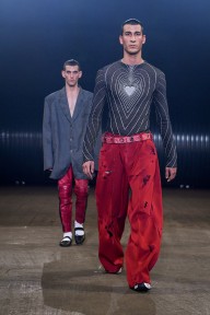 Look 3
