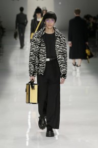 Look 12