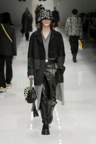 Look 14