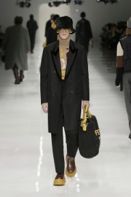 Look 19