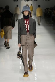 Look 28