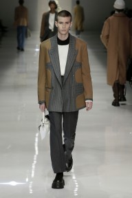 Look 50
