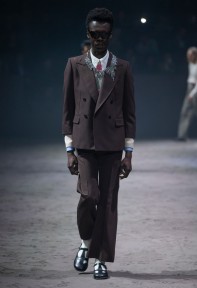 Look 10