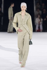 Look 28