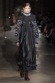 Look 11