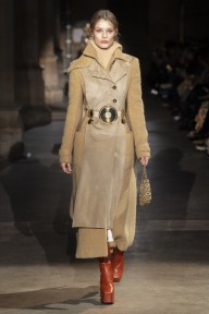 Look 24