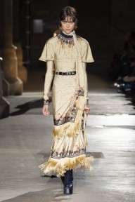 Look 25