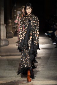 Look 27