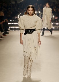 Look 7