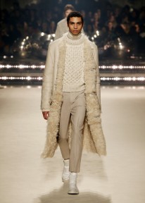 Look 11