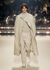 Look 17