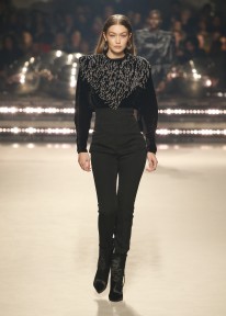 Look 48