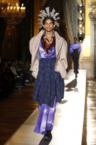 Look 3