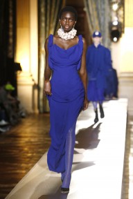 Look 10