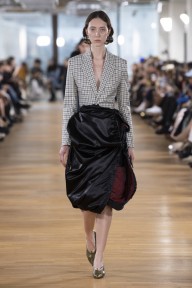 Look 10