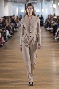 Look 16