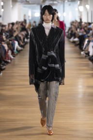 Look 19