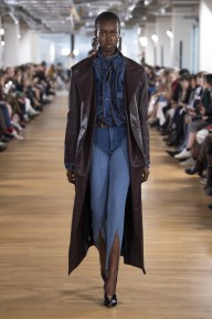 Look 32