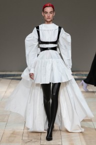 Look 11