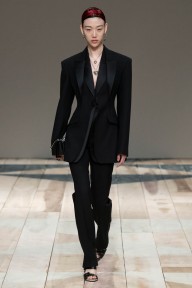 Look 32
