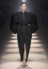 Look 18