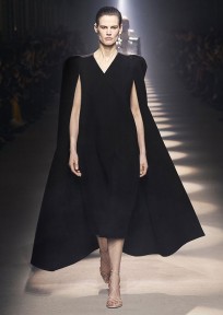 Look 16