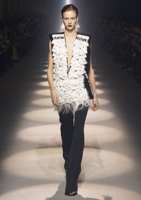 Look 15