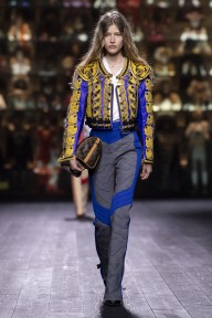 Look 44