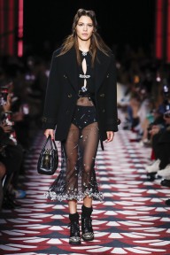 Look 11