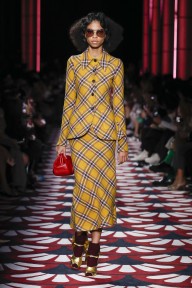 Look 32