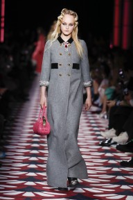 Look 60