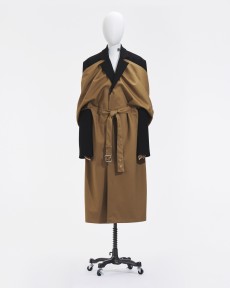 Look 3