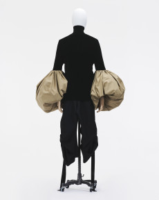 Look 28