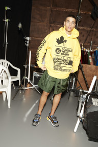 Look 25
